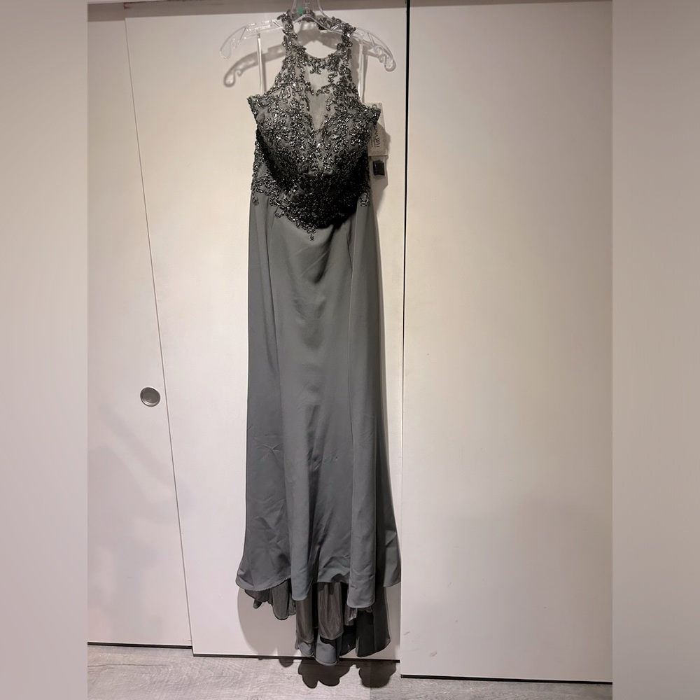 This is an incredible, formal designer mother of the bride gown